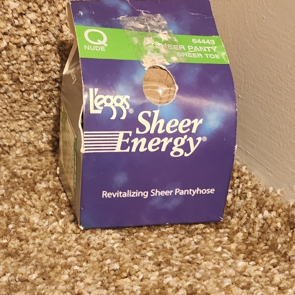 Sheer Energy Revitalizing Sheer Pantyhose - Nude Q